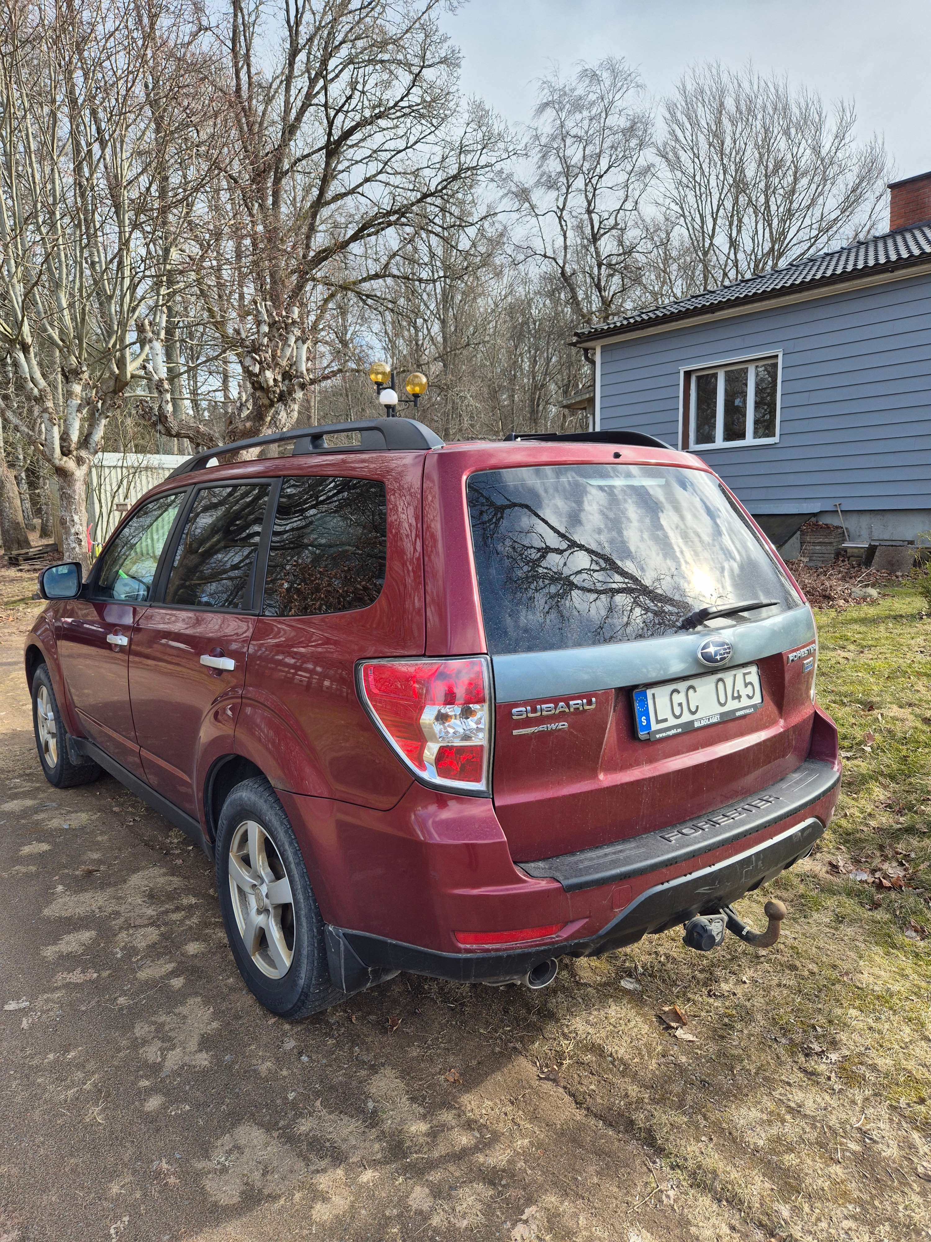 Subaru Forester 2.0 4WD Manuell 2011, bild 3/5
