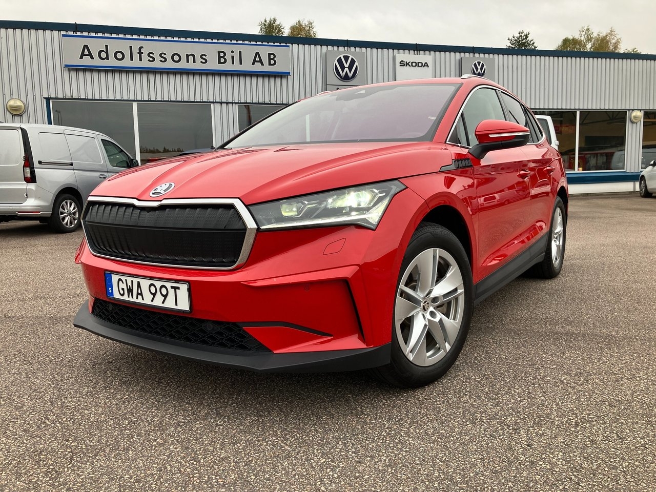 Skoda Enyaq 85x 4x4 286hk Solid Ed 2024, bild 2/10