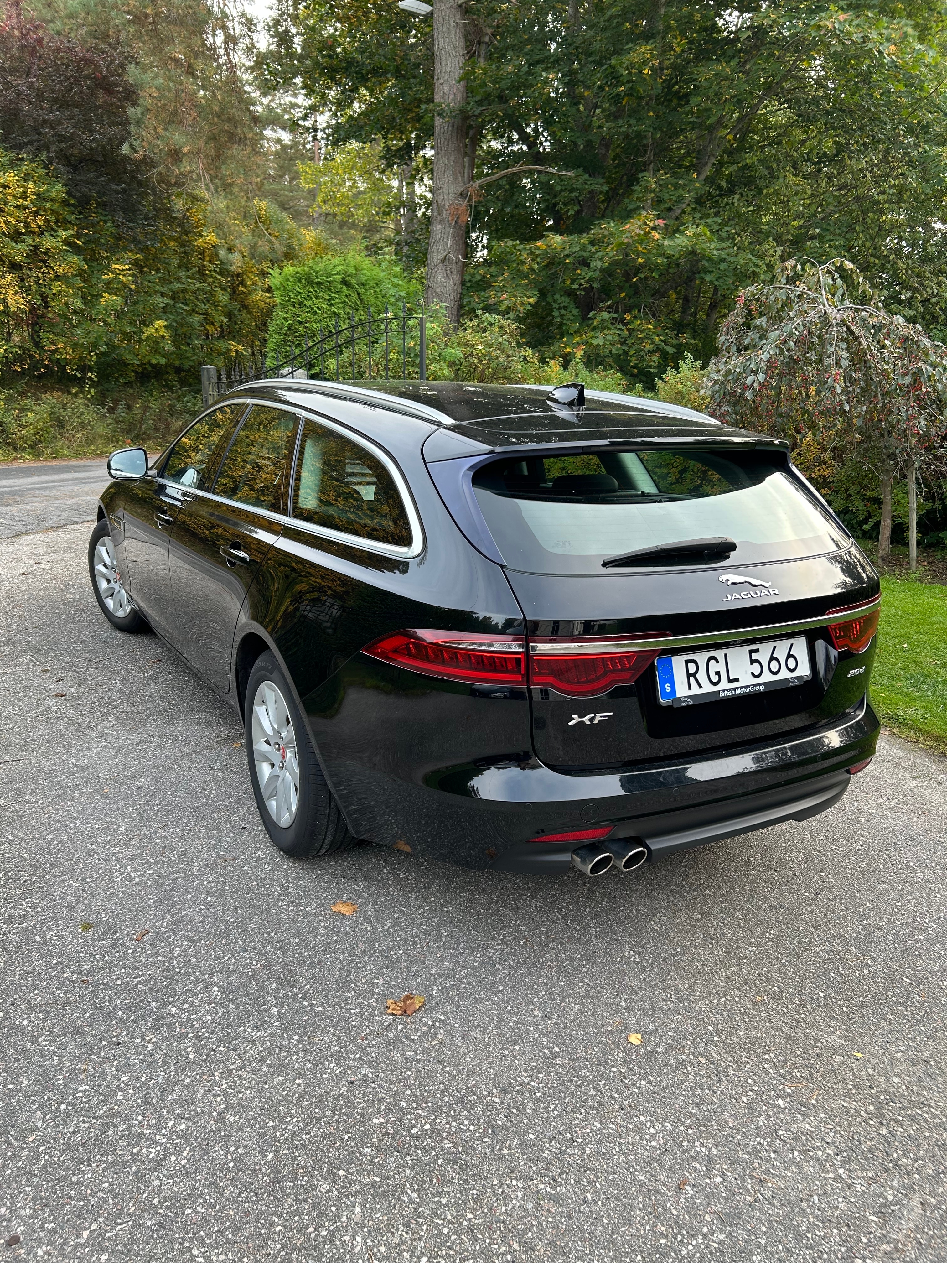 Jaguar XF 20d Sportbrake Automatisk 2019, bild 3/10