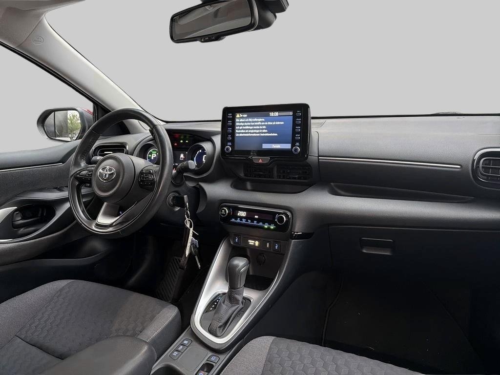 Toyota Yaris Hybrid Active Plus V-hjul 2020, bild 7/10