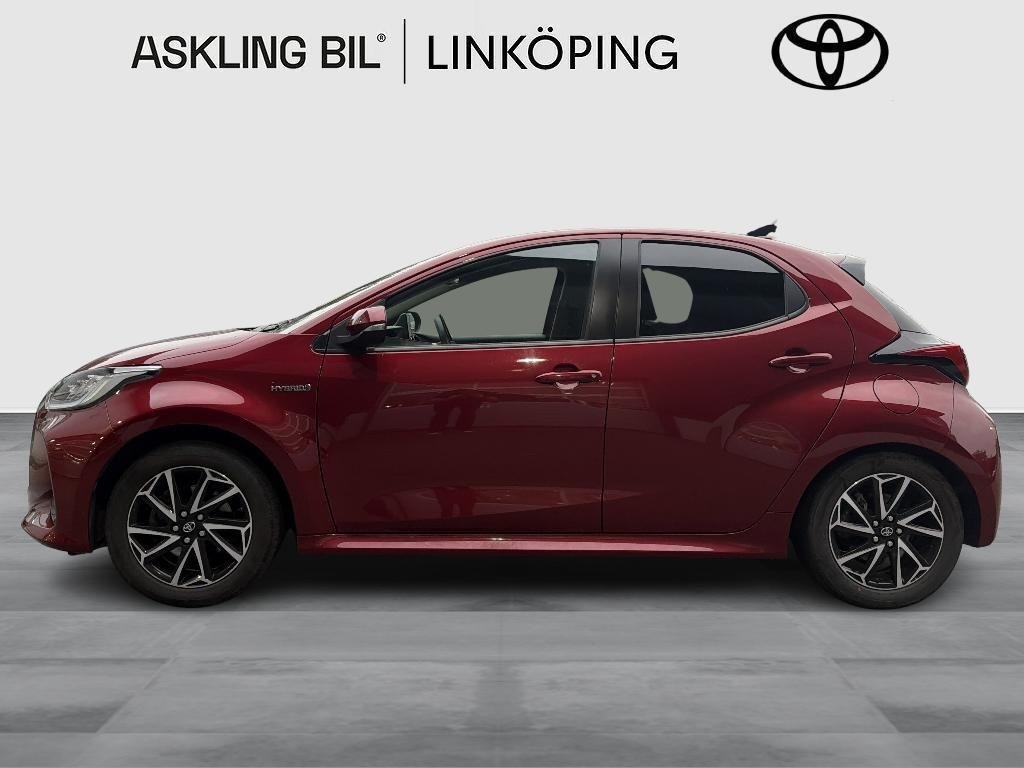 Toyota Yaris Hybrid Active Plus V-hjul 2020, bild 4/10