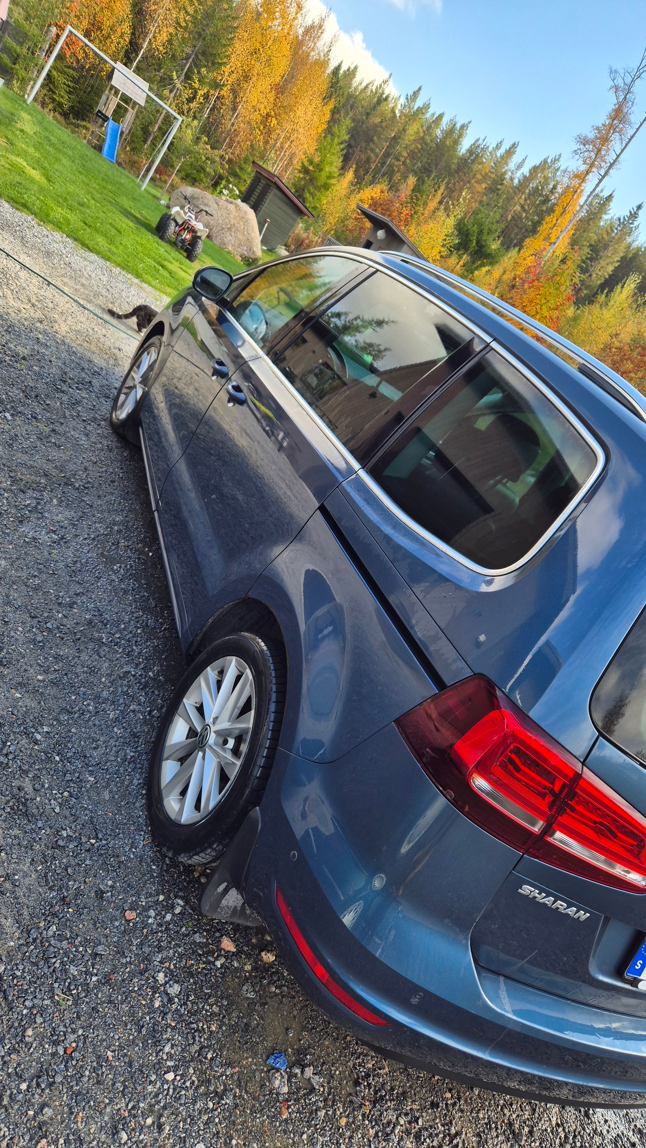 Volkswagen Sharan 2017, bild 4/10