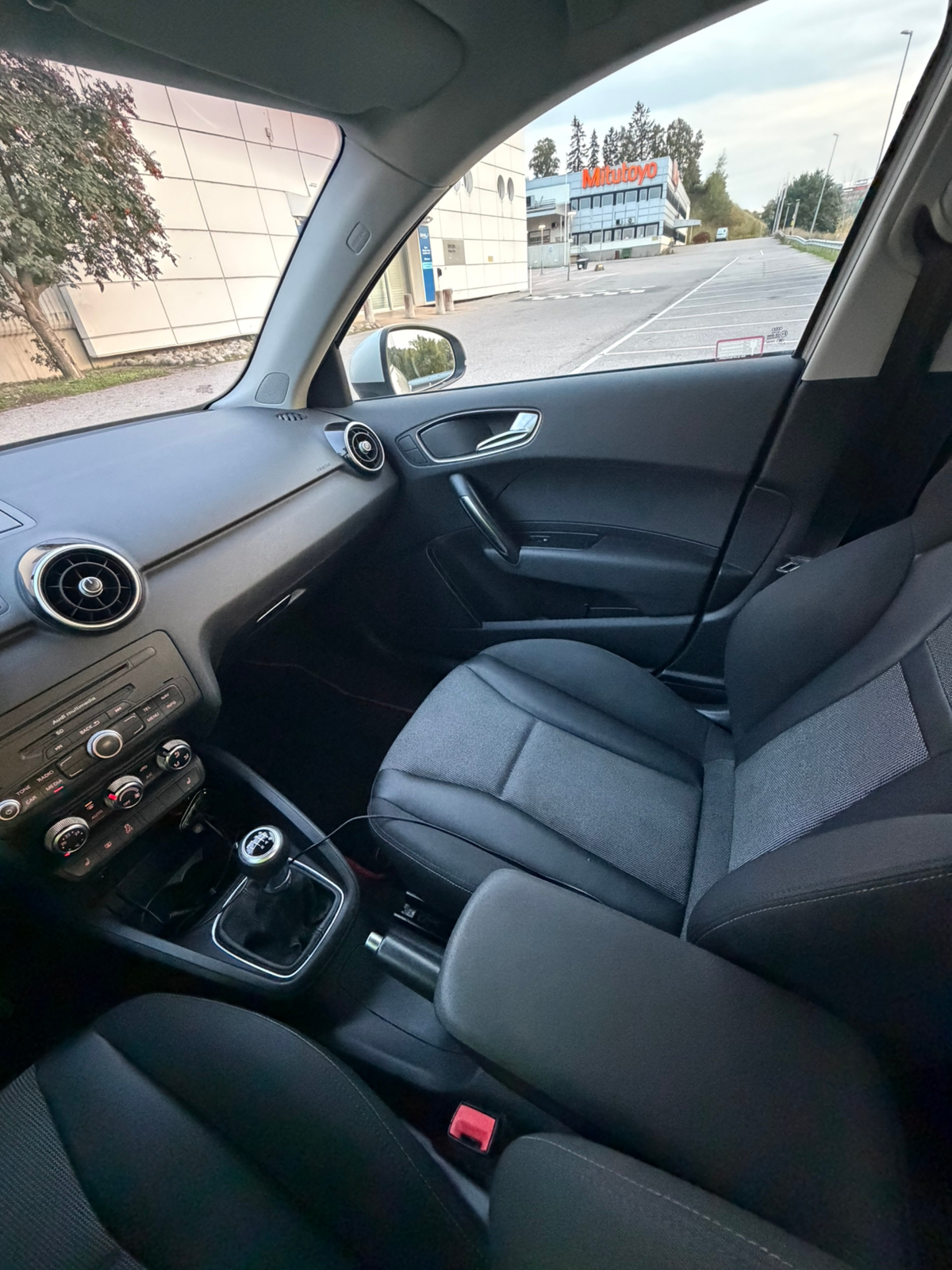 Audi A1 Sportback 1.4 TFSI Manuell 2013, bild 5/7