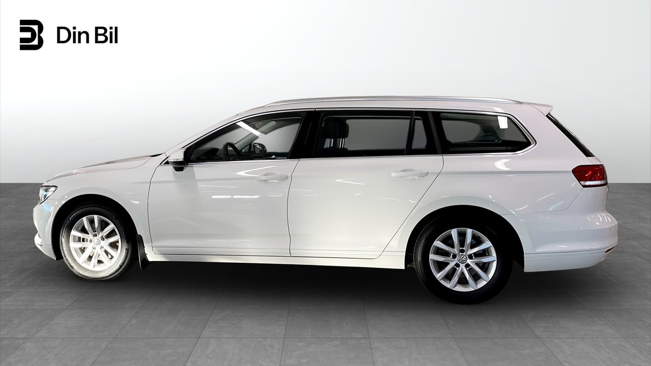 Volkswagen Passat 2018, bild 2/10