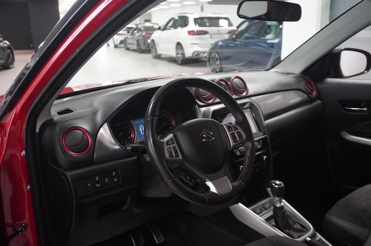 Suzuki Vitara 2016, bild 4/10
