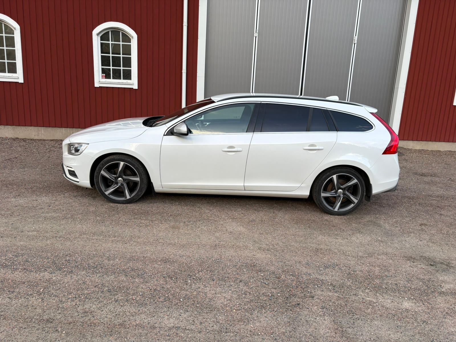 Volvo V60 D3 Manuell 2016, bild 2/9