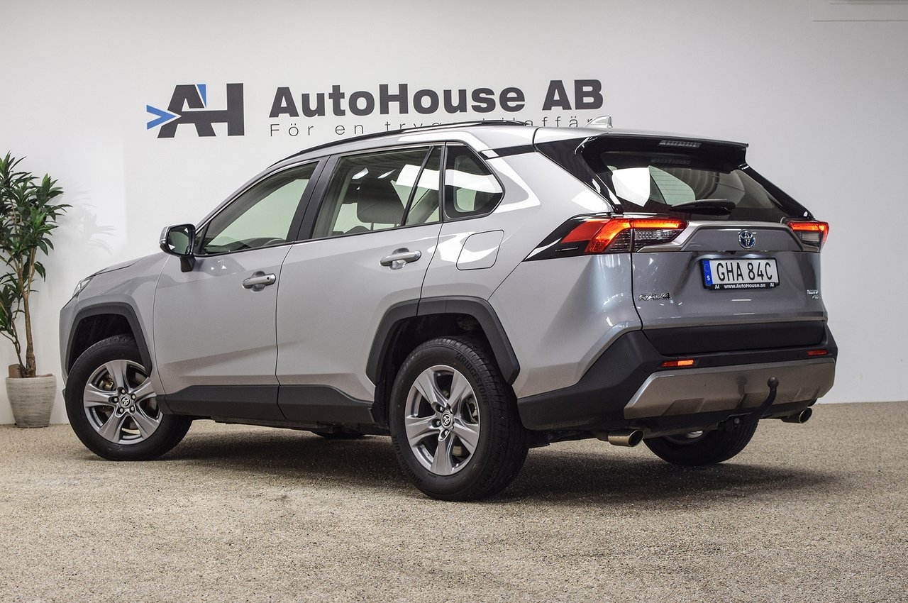 Toyota RAV4 Hybrid AWD-i Drag 2024, bild 2/10