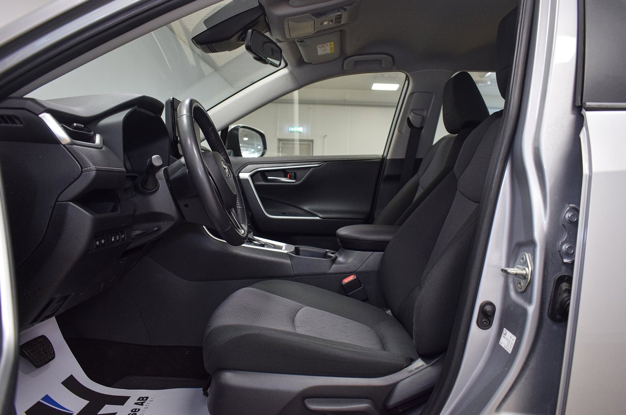 Toyota RAV4 Hybrid AWD-i Drag 2024, bild 7/10