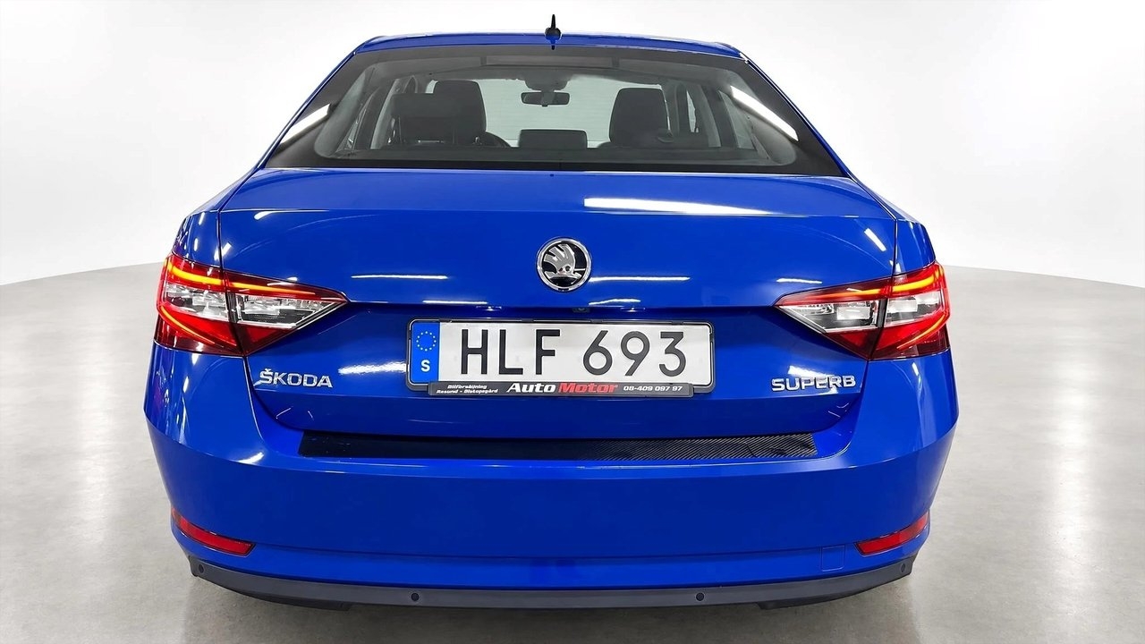 Skoda Superb 2018, kuva 6/10