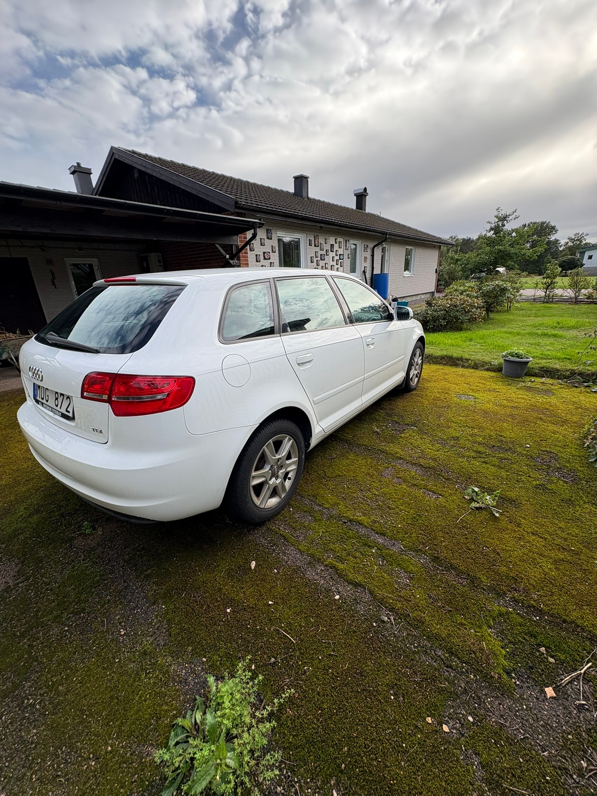 Audi A3 Sportback 2.0 TDI Manuell 2012, bild 3/6