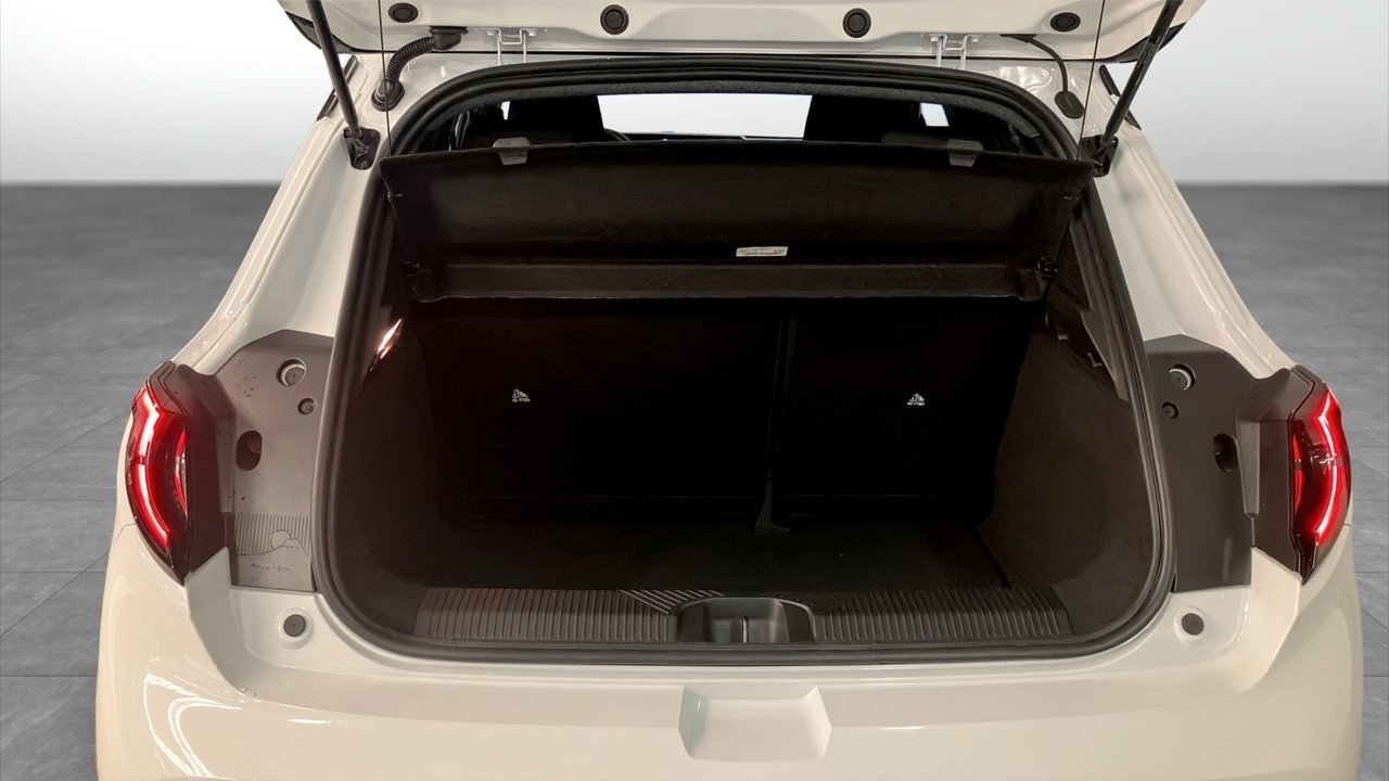 Nissan Micra 2026, bild 7/10