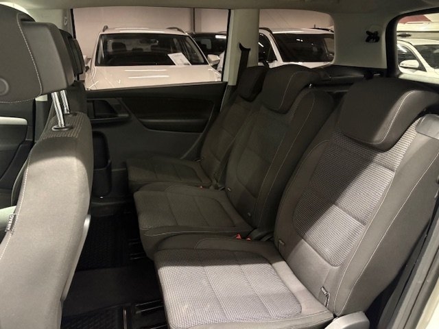 Volkswagen Sharan 2016, photo 5/10