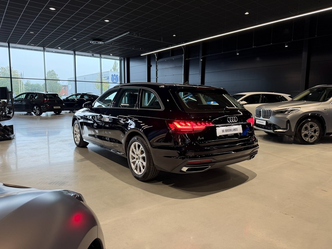 Audi A4 2024, kuva 5/10