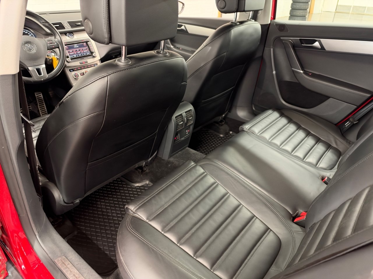 Volkswagen Passat 2013, bild 7/10