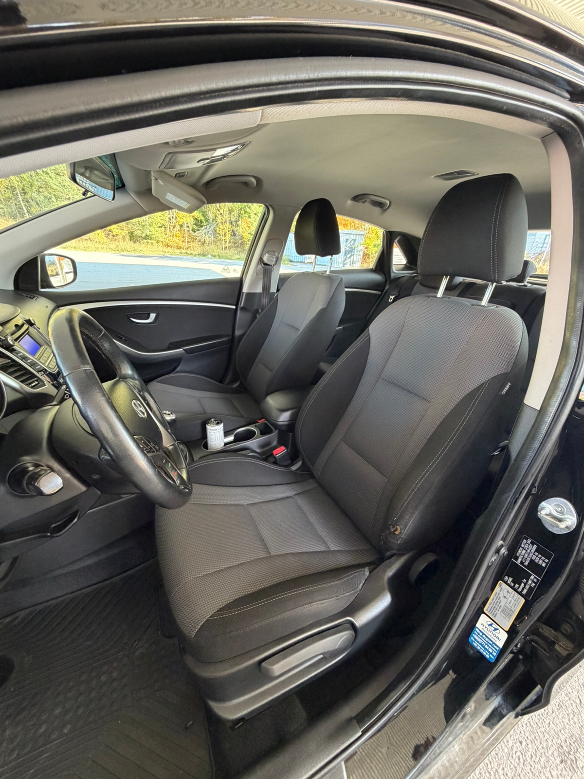 Hyundai i30 5-dörrar 1.6 CRDi Manuell 2013, bild 6/6