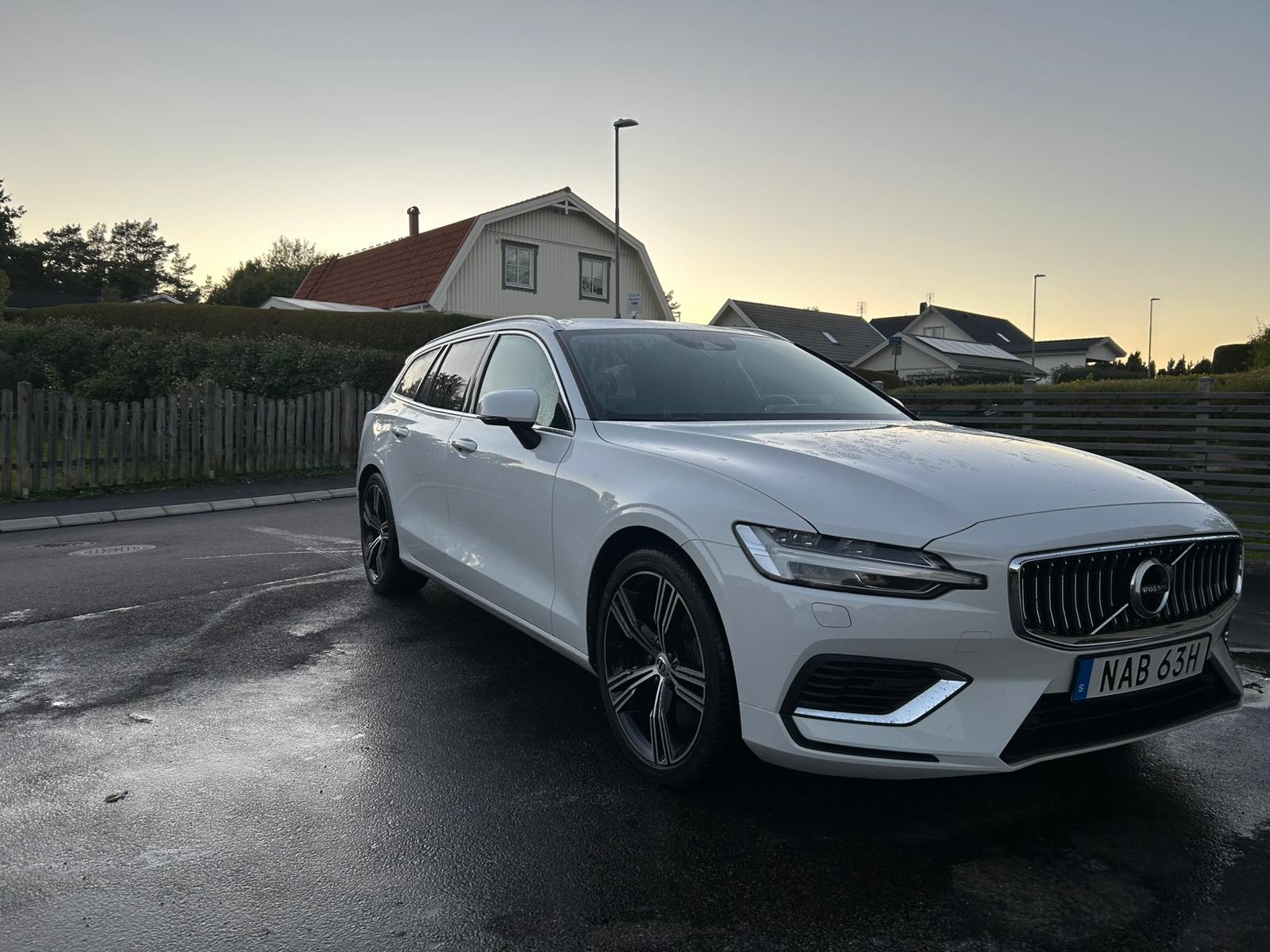 Volvo V60 Recharge T6 AWD Inscription 2022, bild 4/5