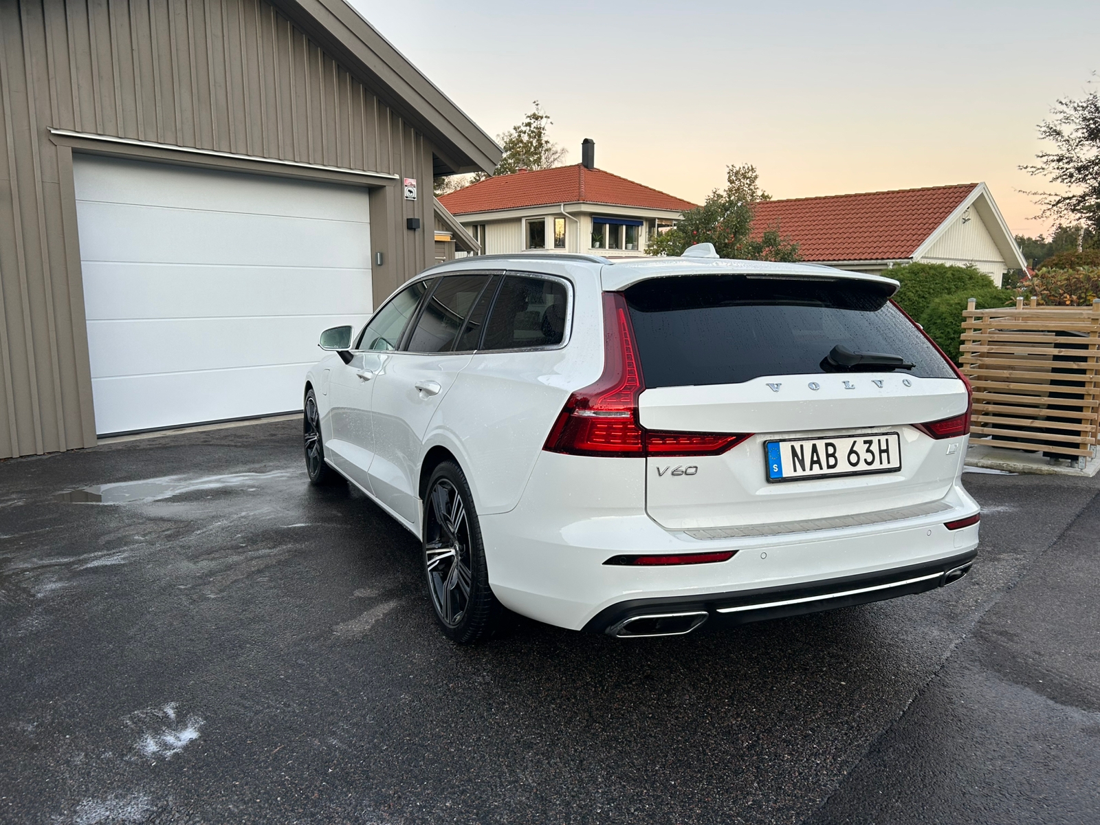 Volvo V60 Recharge T6 AWD Inscription 2022, bild 2/5
