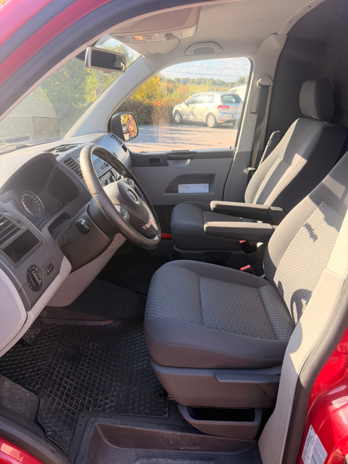 Volkswagen Transporter 2012, kuva 7/10