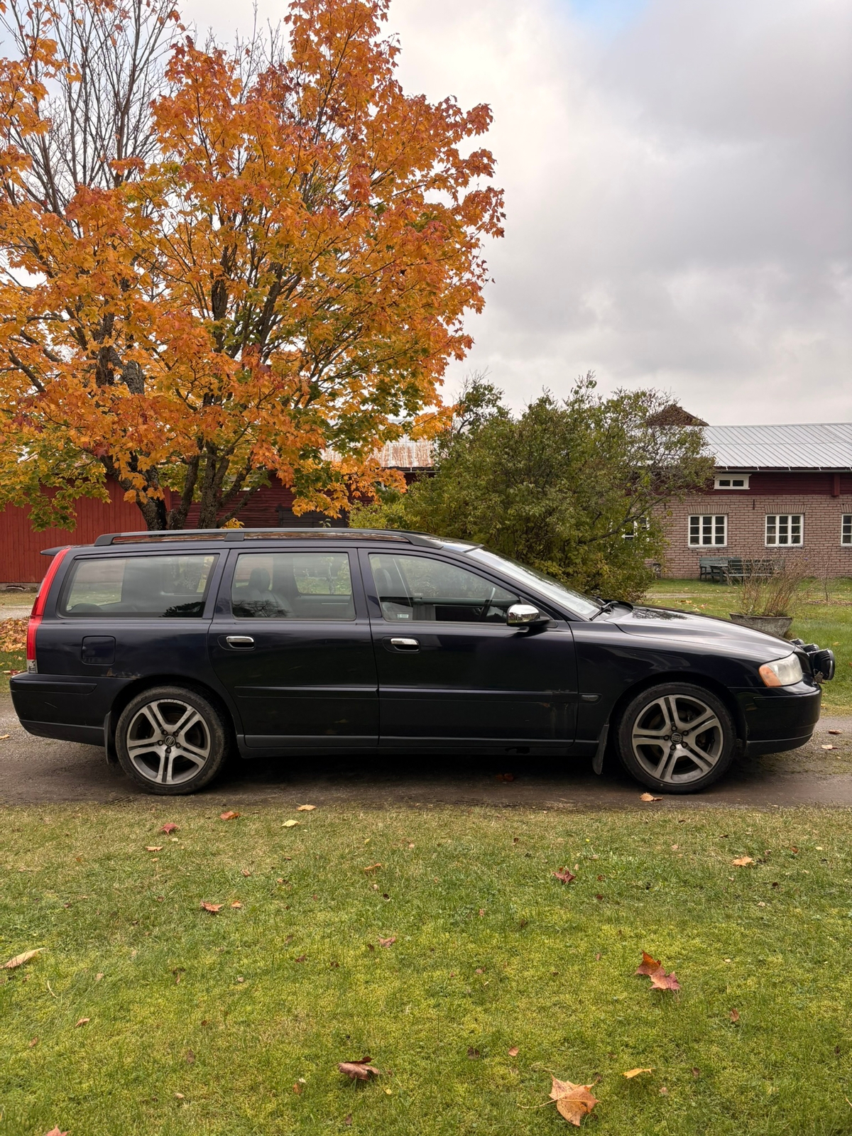 Volvo V70 2.4 Manuell 2006, bild 3/9