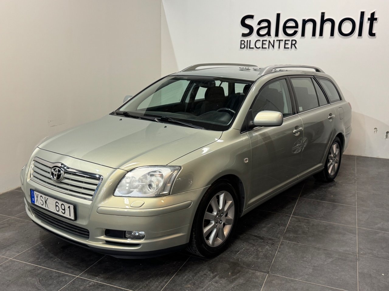 Toyota Avensis Kombi 2.0 D-4 VVT-i Drag 2006, bild 2/10