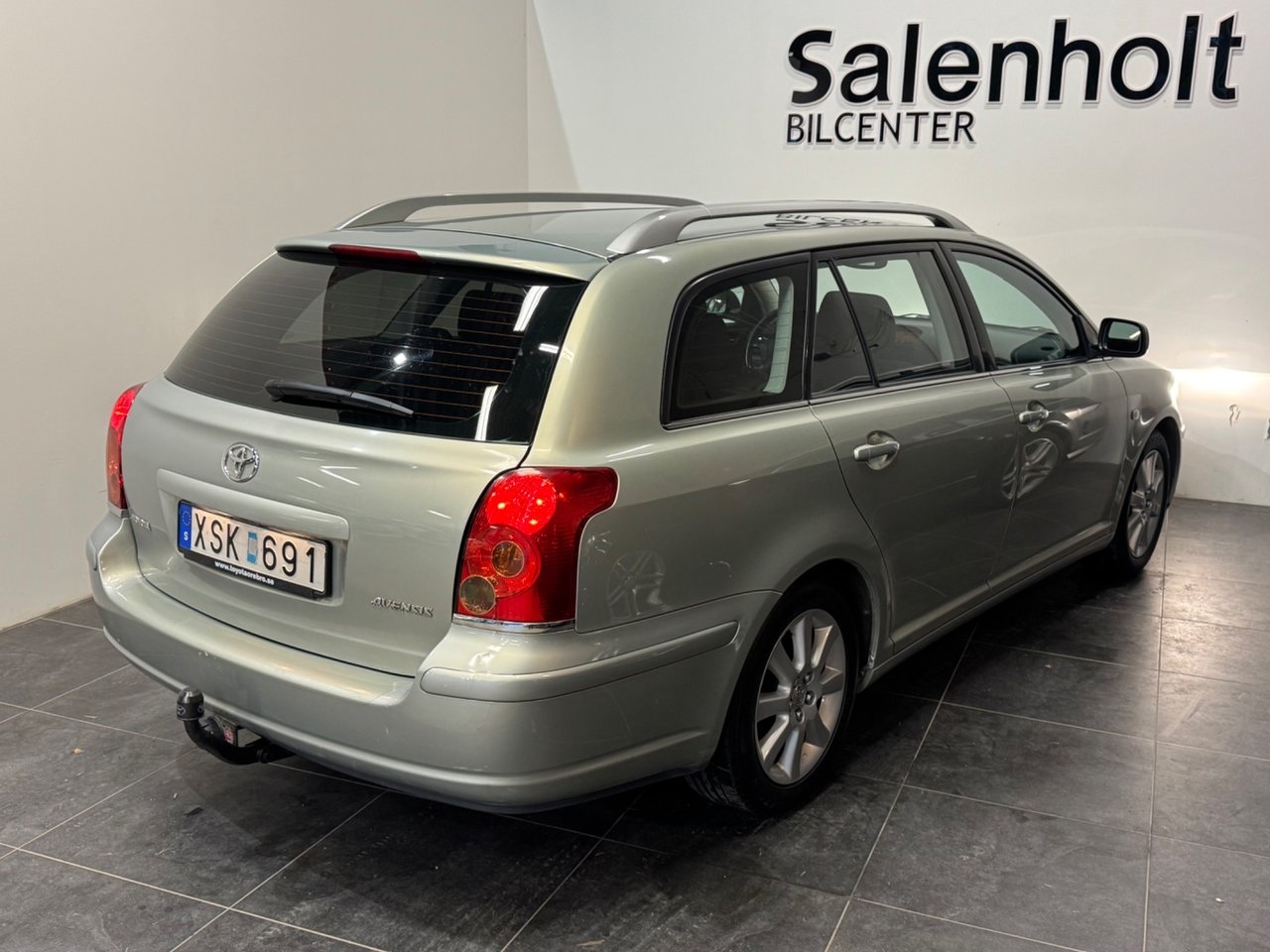 Toyota Avensis Kombi 2.0 D-4 VVT-i Drag 2006, bild 6/10
