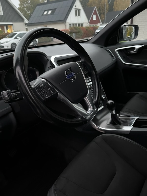 Volvo XC60 D4 AWD Manuell 2014, bild 4/7