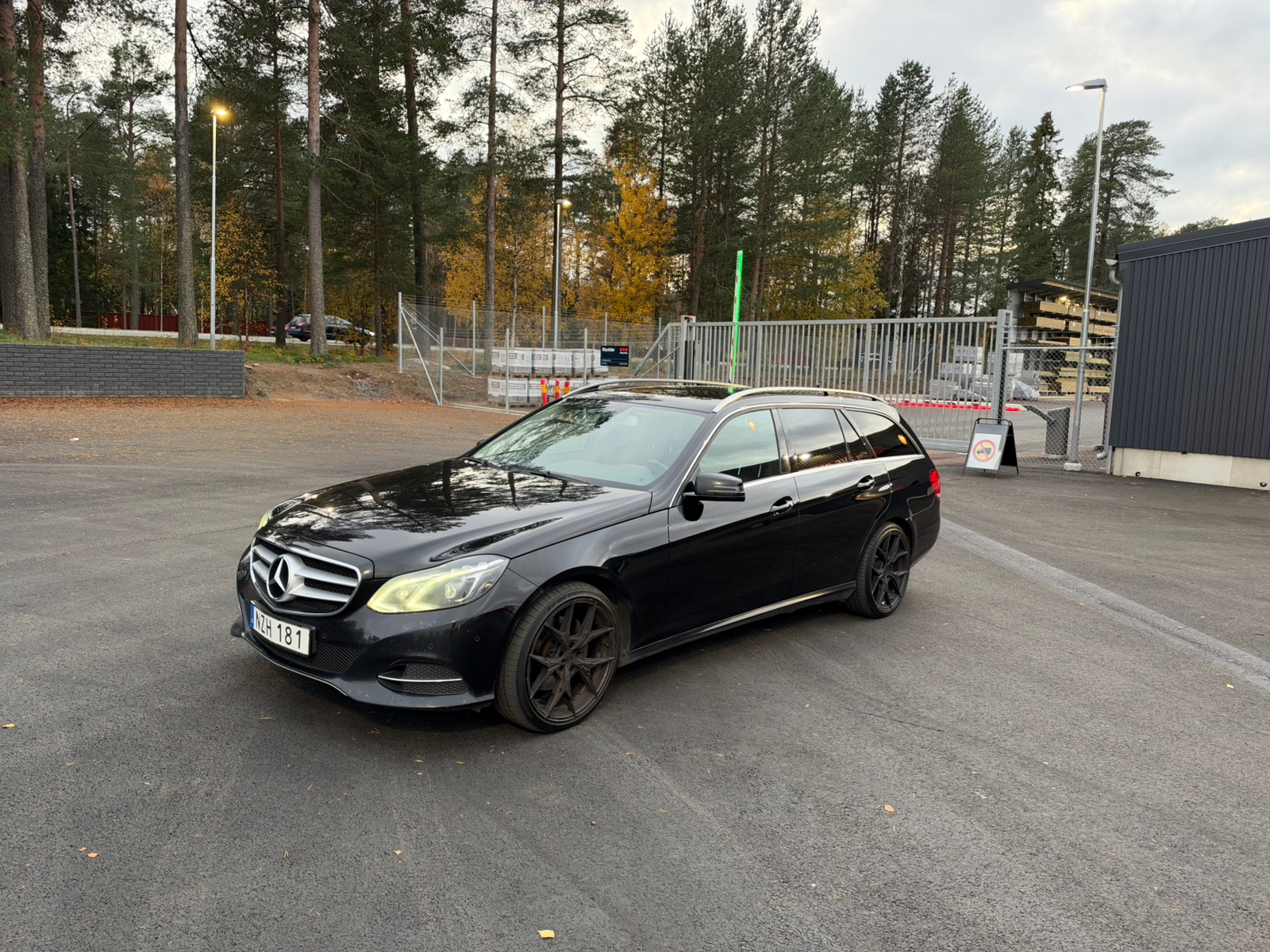 Mercedes-Benz E 220 D 7G-Tronic 2014, photo 4/10