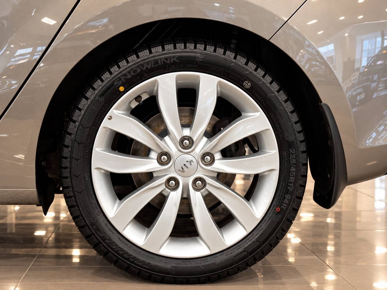 Kia Carens 2016, bild 6/10