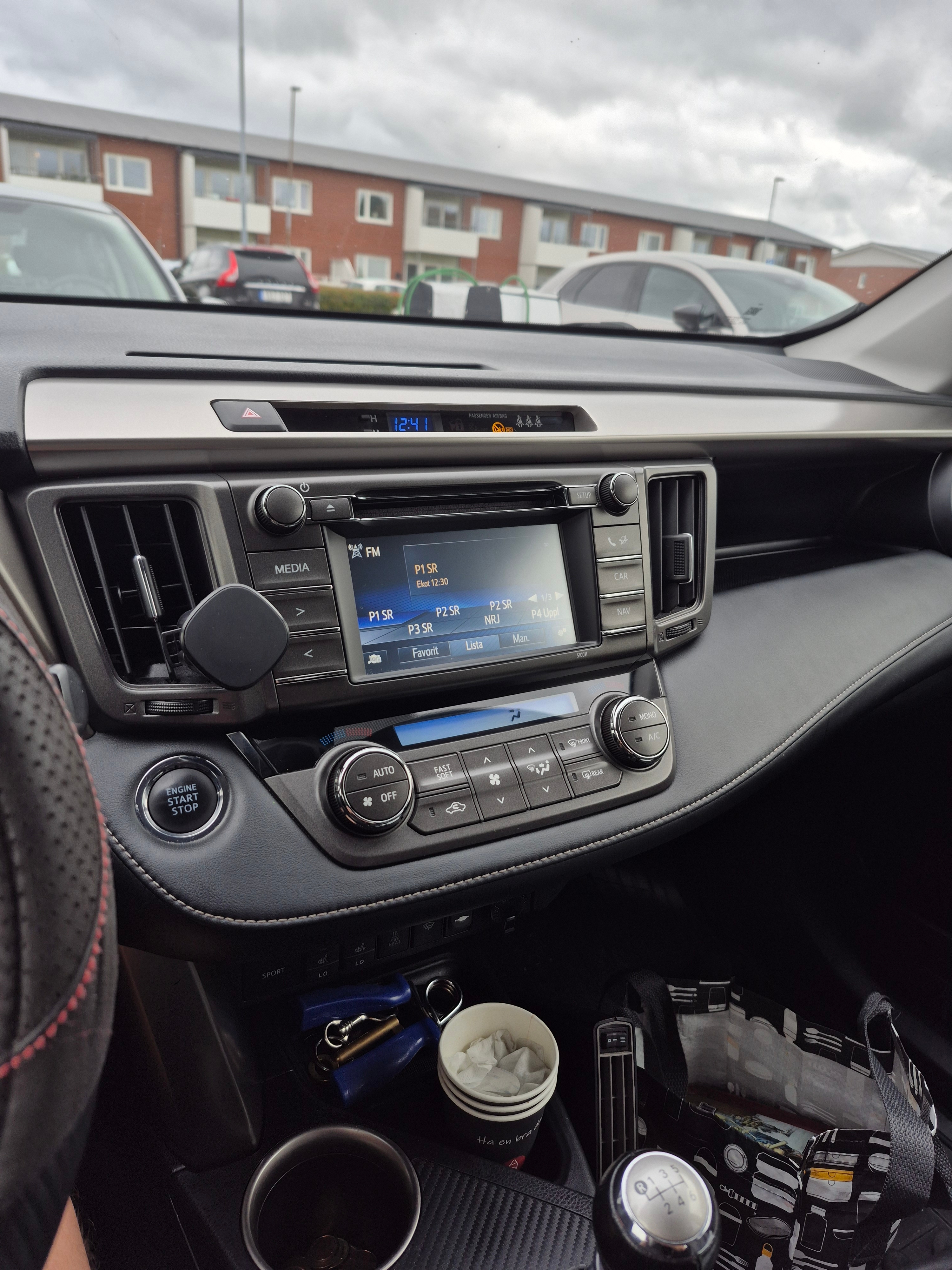 Toyota RAV4 2.0 D-4D AWD Manuell 2015, bild 8/8