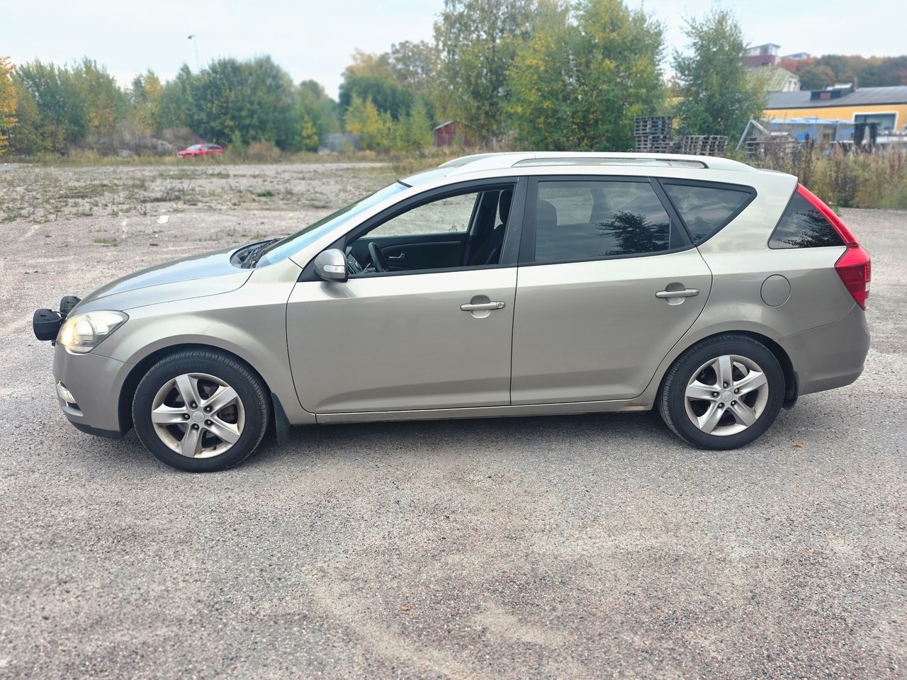 Kia Ceed 2010, bild 6/10