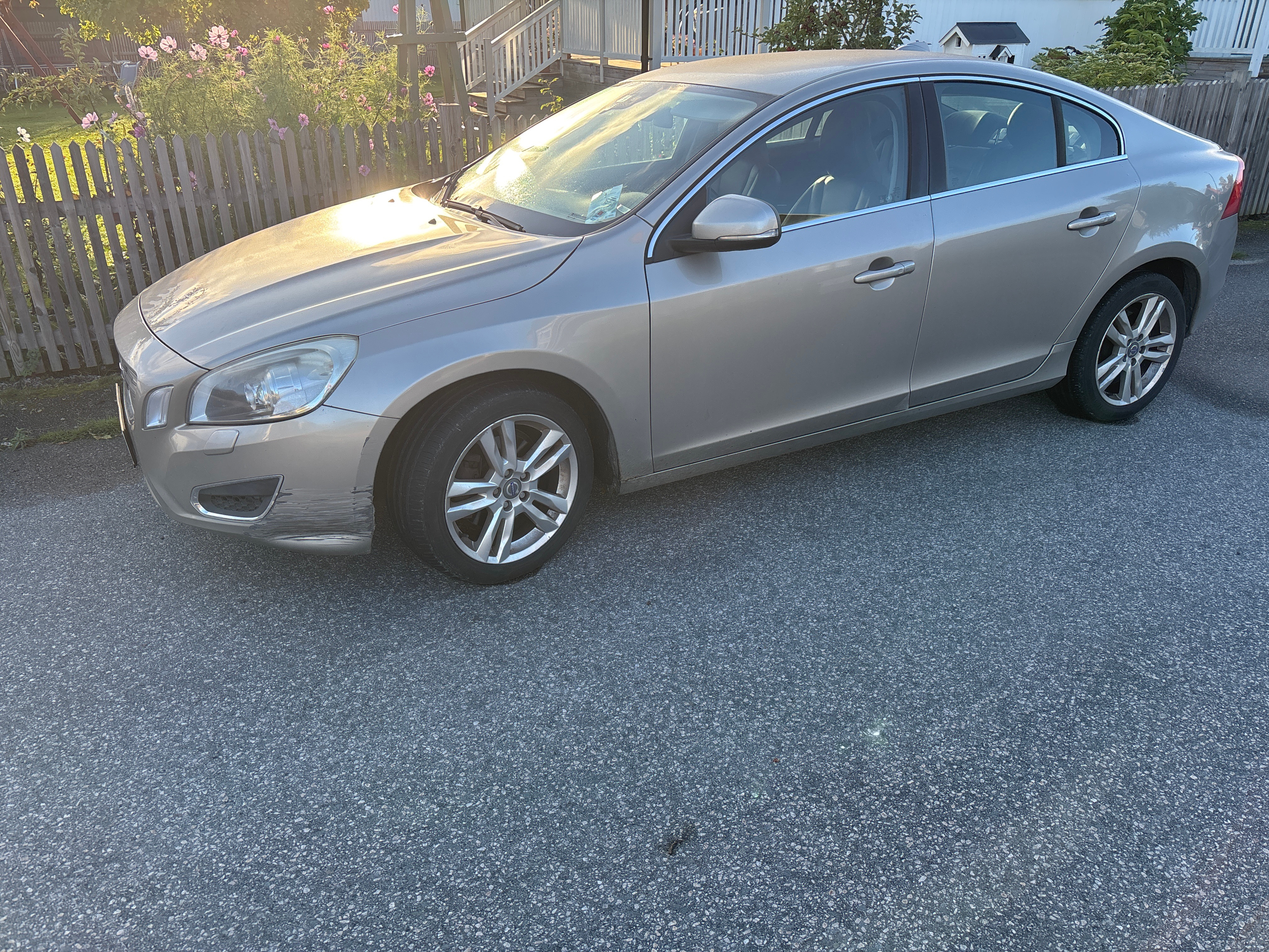 Volvo S60