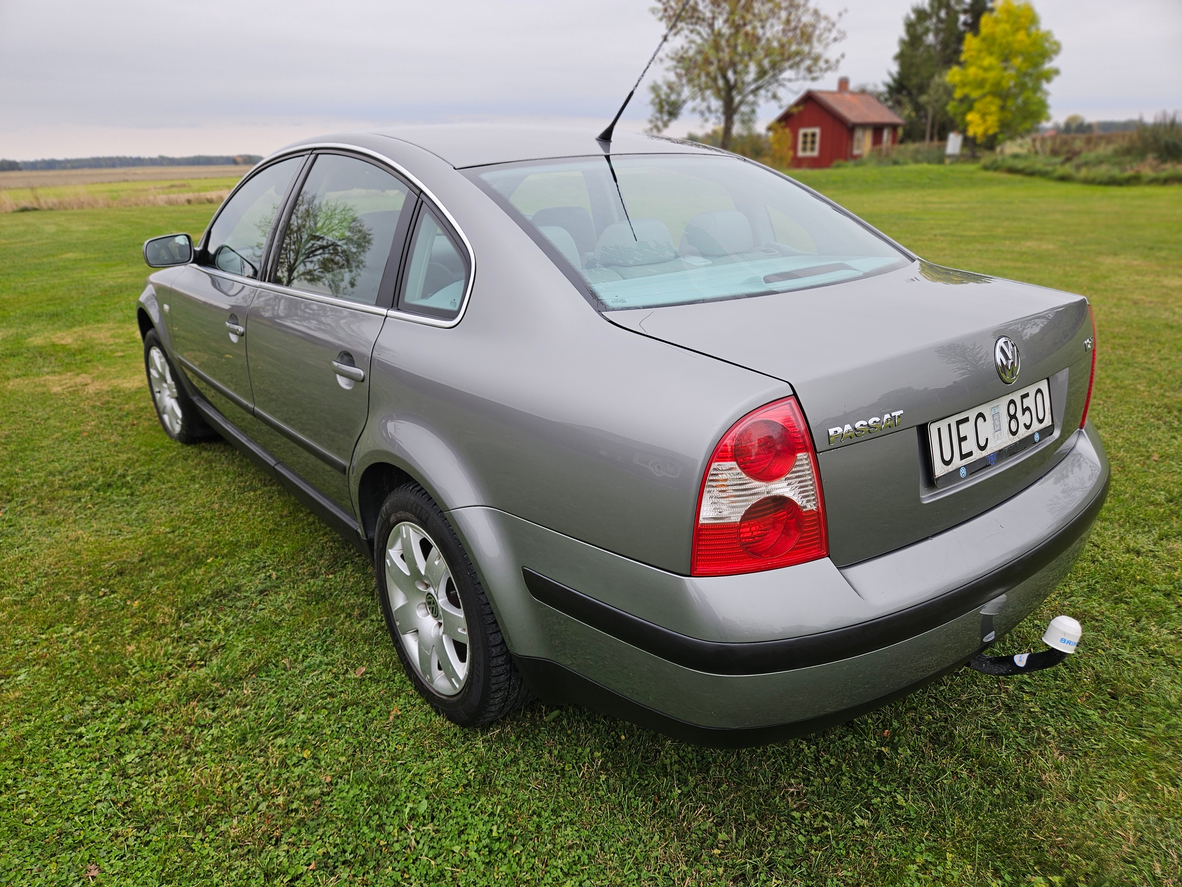 Volkswagen Passat 1.8 T Manuell 2003, bild 5/7