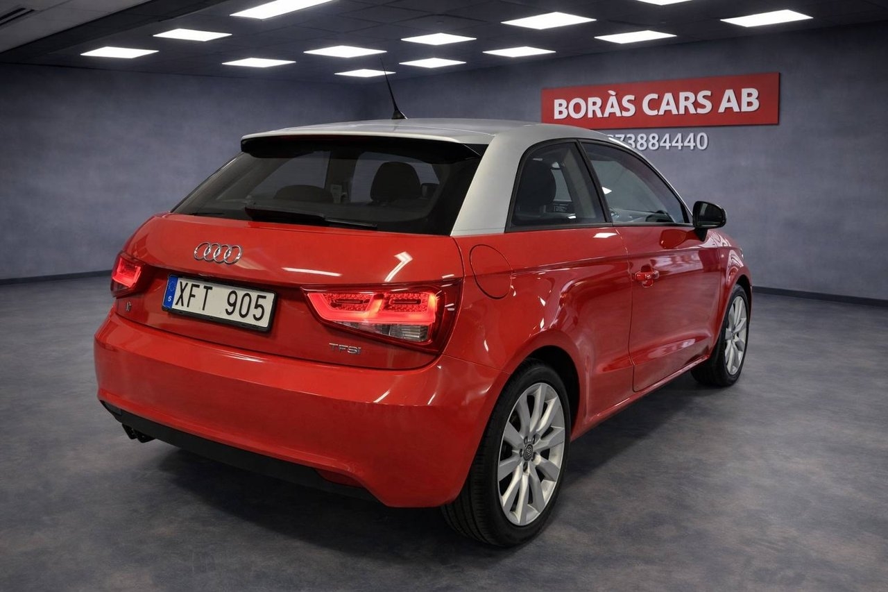 Audi A1 1.2 (89hk) TFSI 2011, bild 2/10