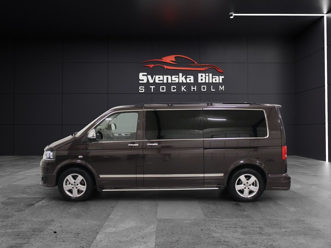 Volkswagen Multivan 2012, bild 2/10