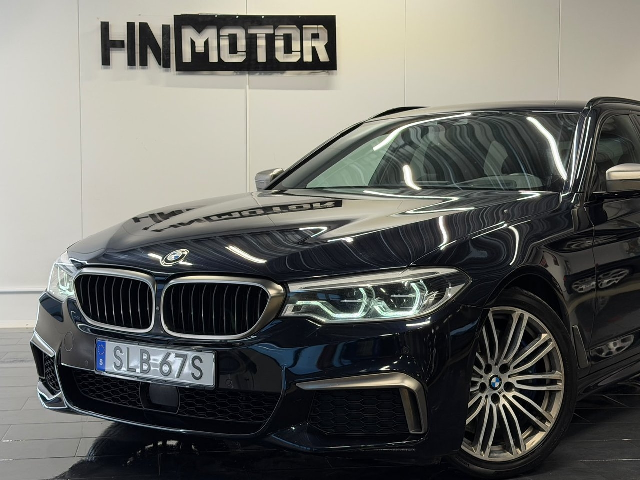 BMW M550d xDrive Touring Steptronic 2018, kuva 2/10