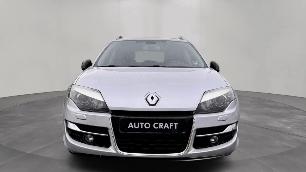 Renault Laguna Grandtour 2.0 eco2 Euro 5 2011, kuva 2/10