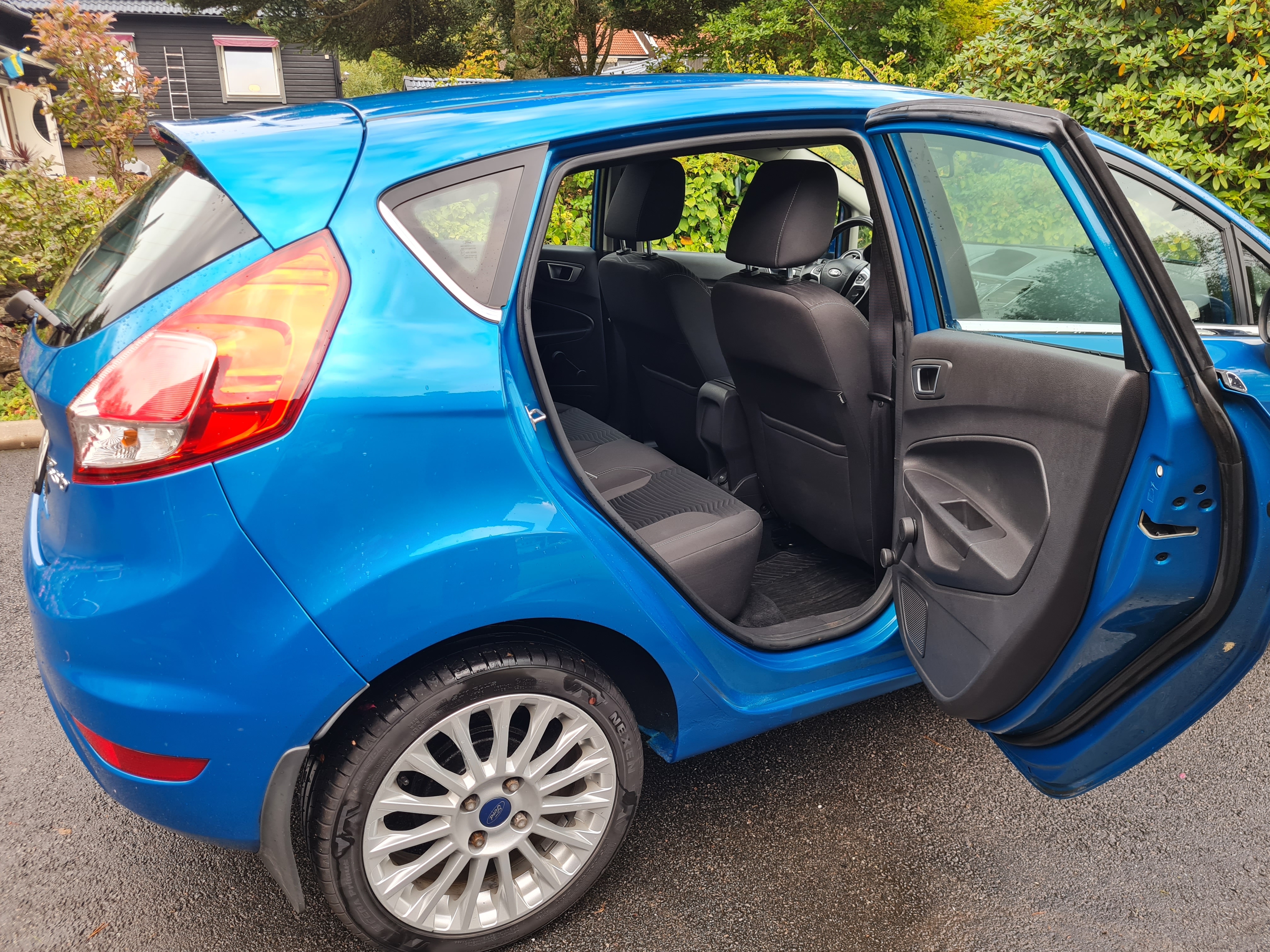 Ford Fiesta 2013, bild 4/8