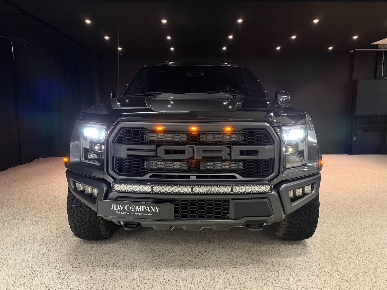 Ford F-150 Raptor SuperCab 2017, bild 2/10