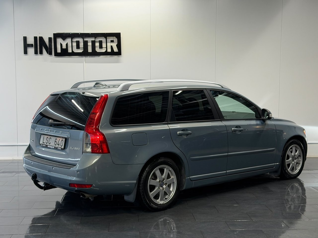 Volvo V50 D3 Geartronic Classic Momentum 2012, photo 7/10