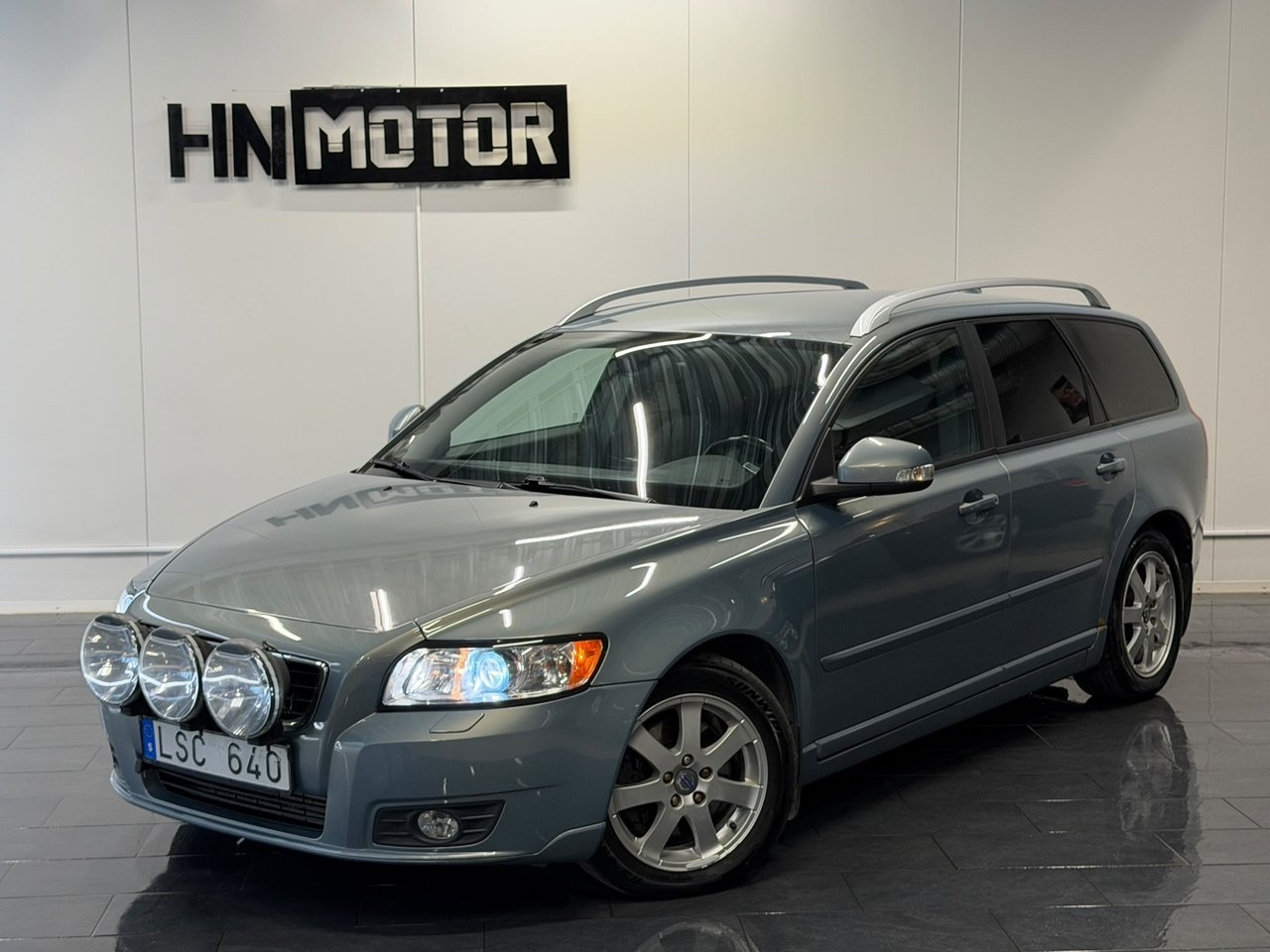 Volvo V50