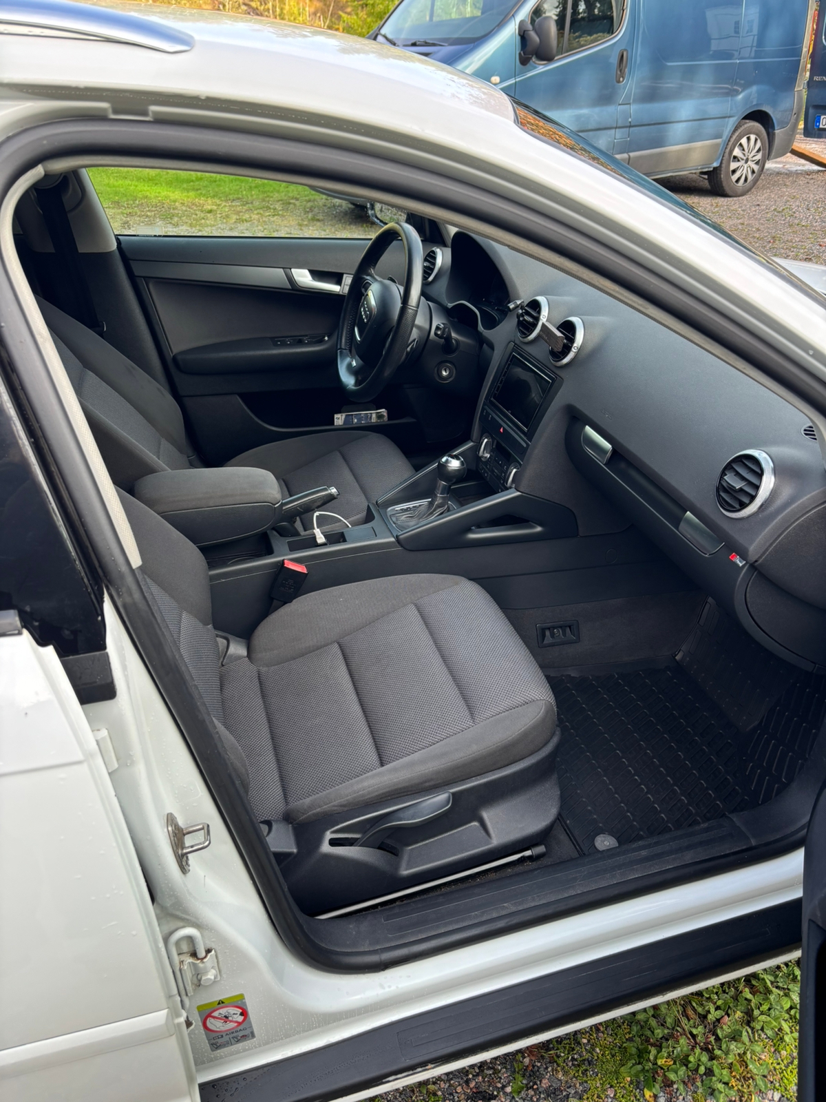 Audi A3 Sportback 2.0 TDI S Tronic 2011, bild 4/9