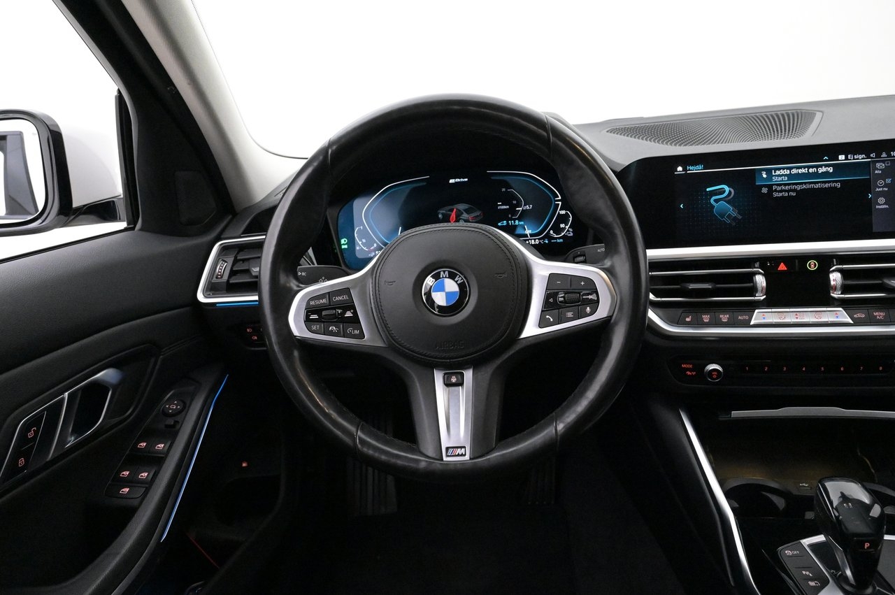 BMW 330 e Sedan Sportline HiFi AdapFarth 2021, photo 7/10