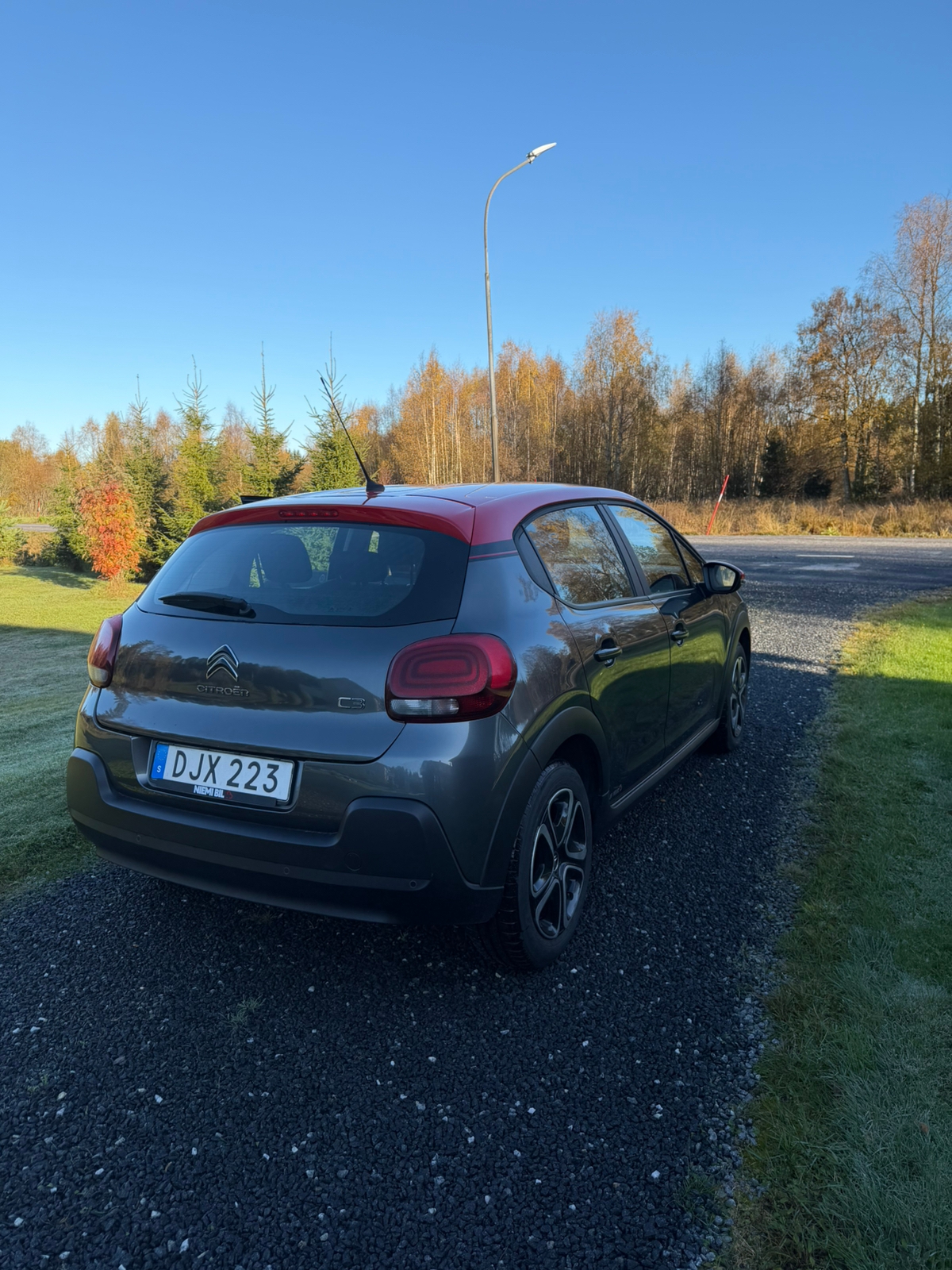 Citroen C3 1.2 PureTech 82 Manuell 2016, bild 4/9