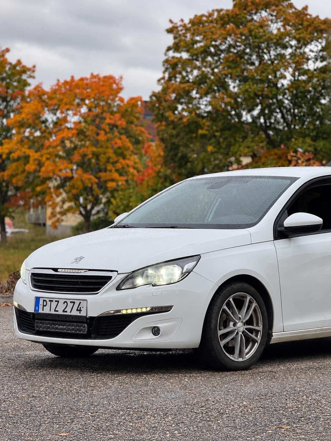 Peugeot 308 SW 1.2 PureTech 110 Manuell 2015, kuva 4/10