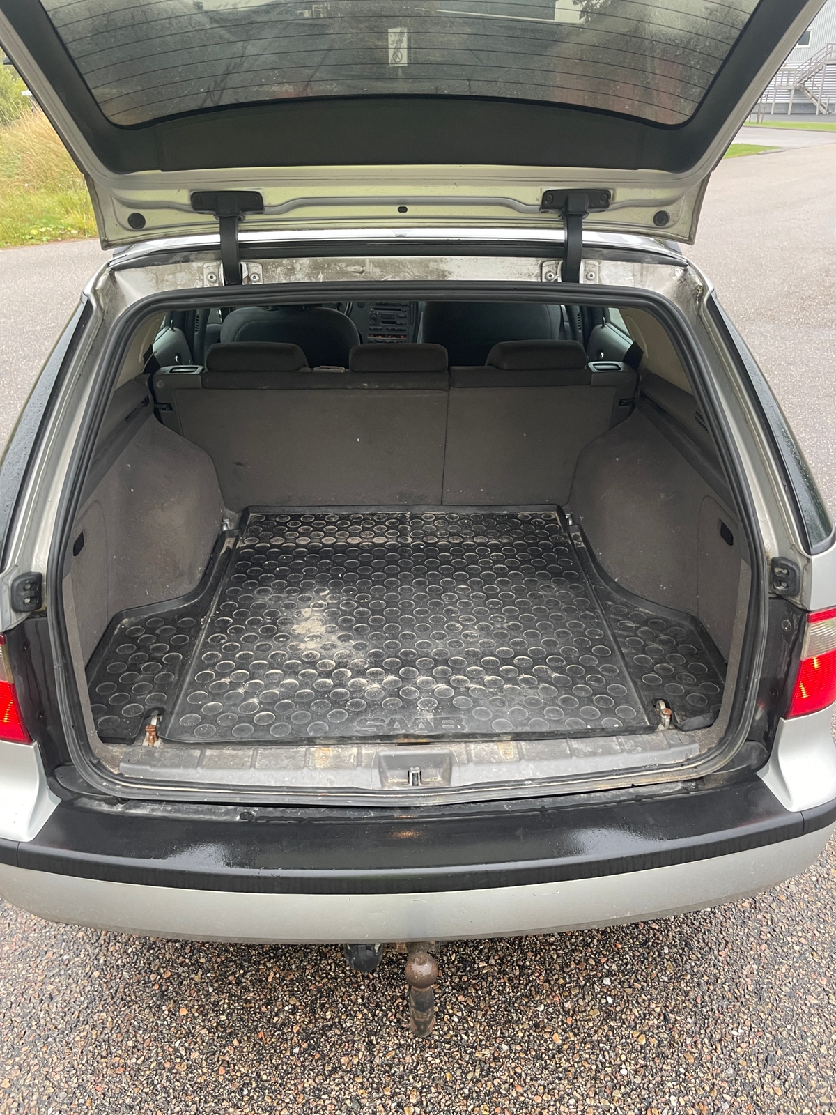 Saab 9-5 SportCombi 2.0 T Manuell 2005, bild 7/8