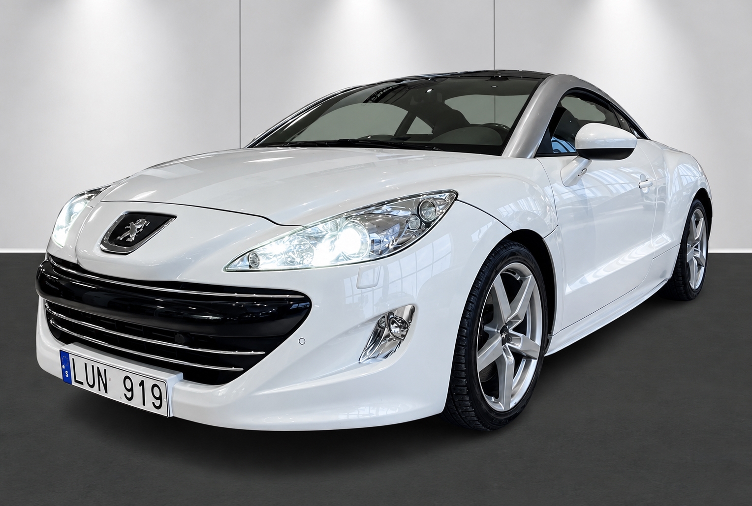 Peugeot RCZ