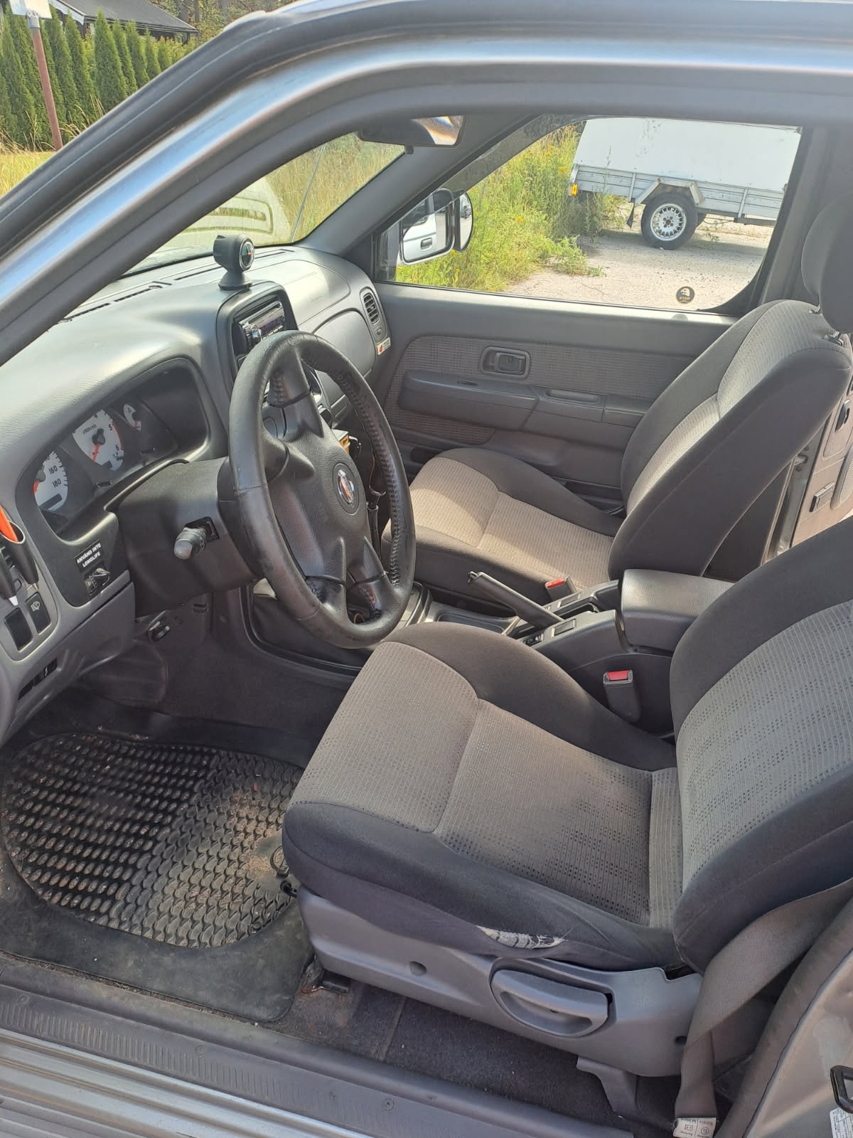 Nissan Navara Dubbelhytt 2.5 4WD Manuell 2004, kuva 3/6