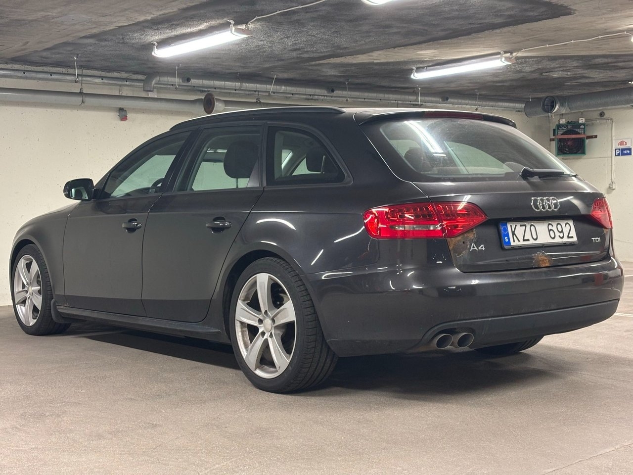 Audi A4 Avant 2.0 TDI 2011, bild 6/10