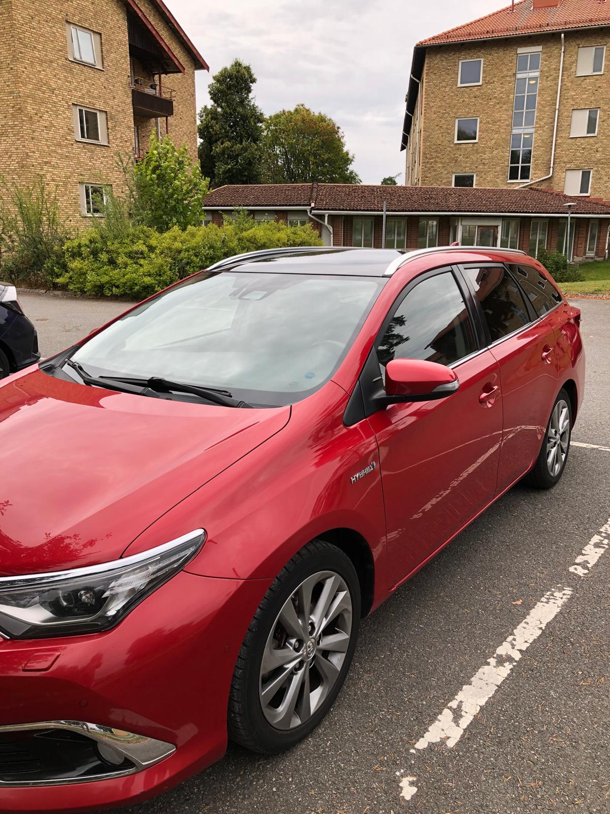 Toyota Auris Nybesiktigad, V-hjul 2016, bild 3/8