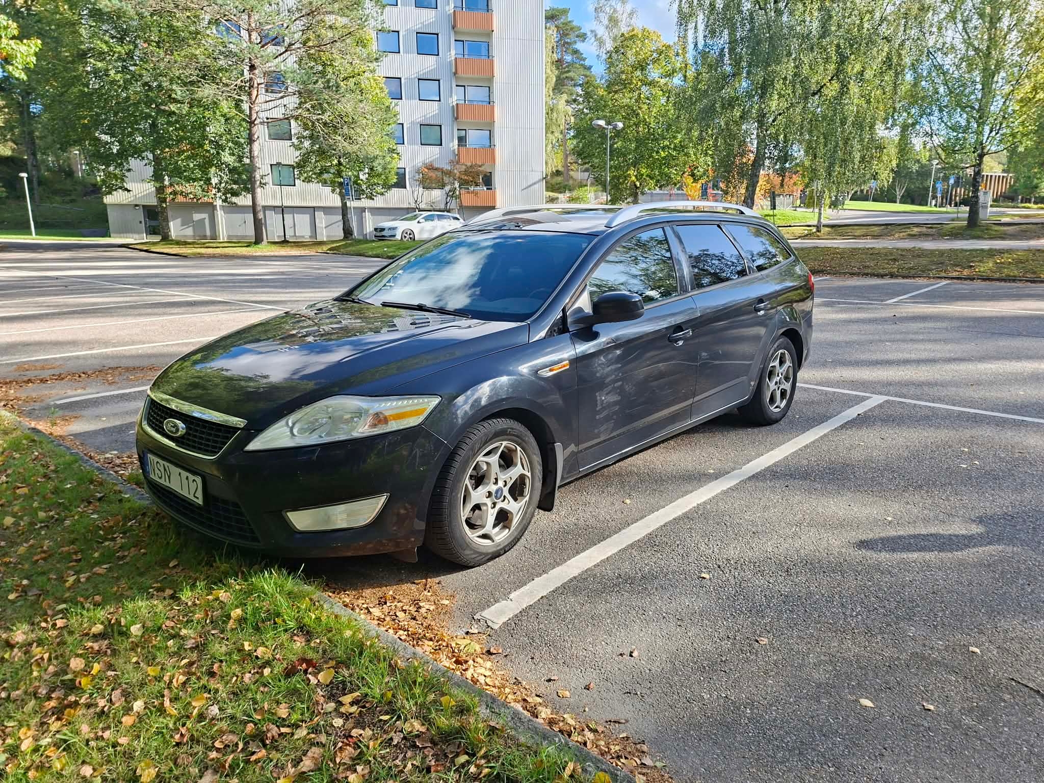 Ford Mondeo Kombi 2.0 TDCi Manuell 2010, kuva 2/10